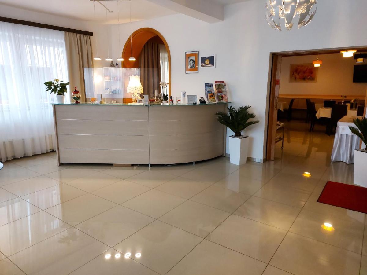 Hotel Luca Betzenstein Esterno foto