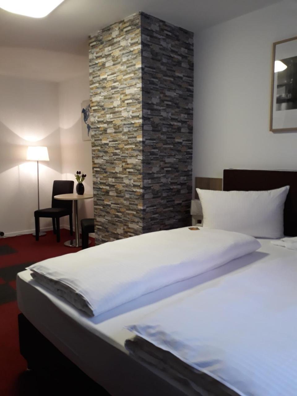 Hotel Luca Betzenstein Esterno foto